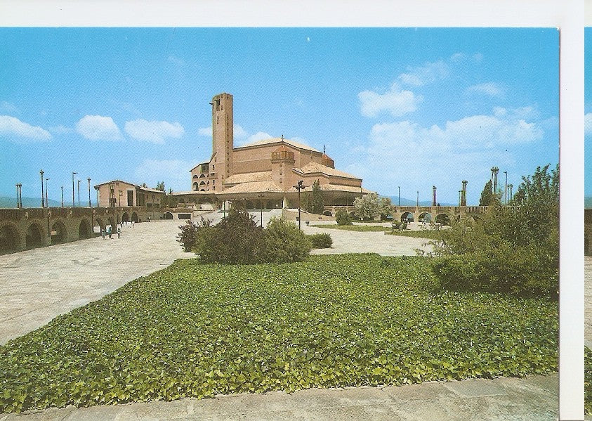 Postal 044649 : Santuario de Torreciudad (España). Vista general