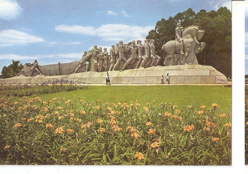 Postal 044693 : Sao Paulo - Brasil. Monument to the Pioneers