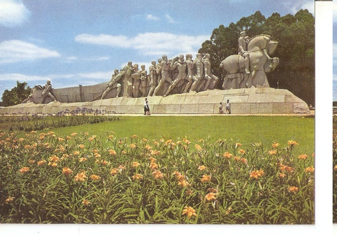 Postal 044693 : Sao Paulo - Brasil. Monument to the Pioneers
