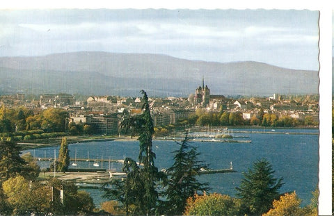 Postal 044698 : Geneve. La ville vue de Cologny