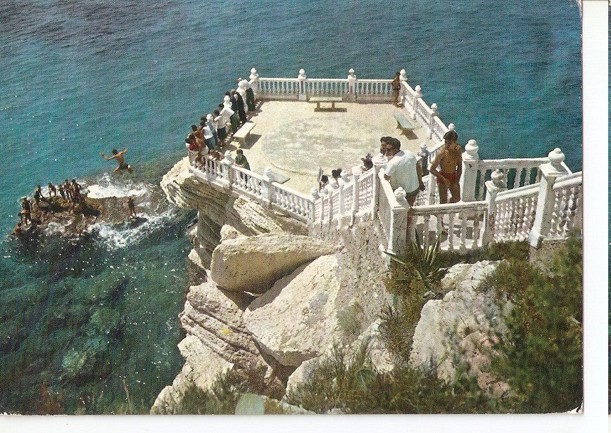 Postal 044762 : Benidorm (Alicante). El Castillo mirador sobre el Mar