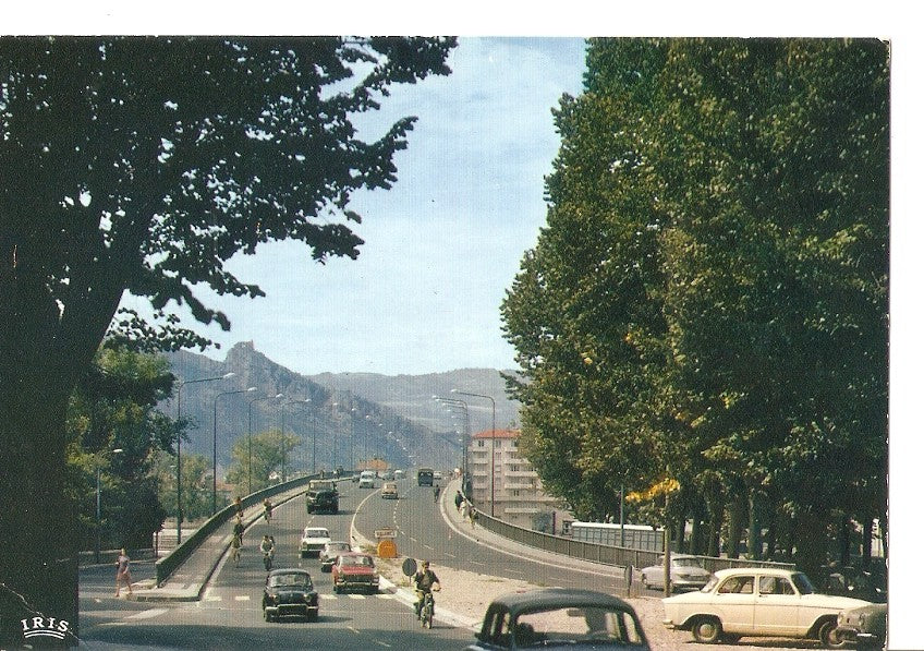 Postal 044779 : Valence. Le Pont sur le Rhone vers Crussol et St-Peray