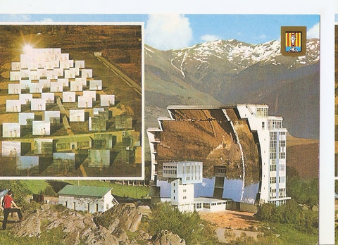 Postal 044893 : Le four solaire. Font Romeu Odeillo Lumiere et Coueleurs de la Cerdagne