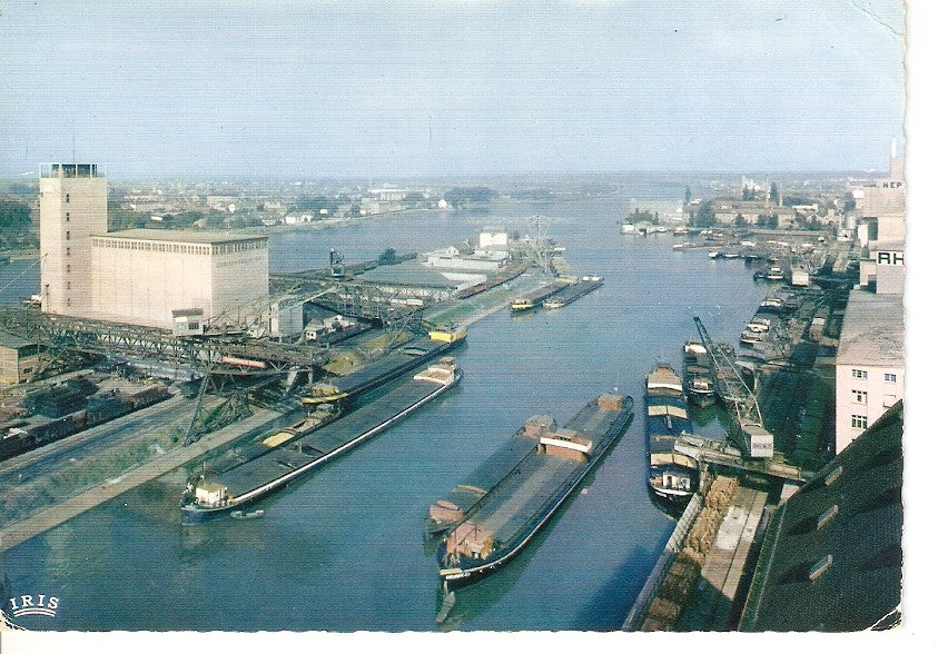 Postal 044914 : Bale (Suisse) - vue sur les port du Rhin au Petit-Huningue avec le coin des trois pays