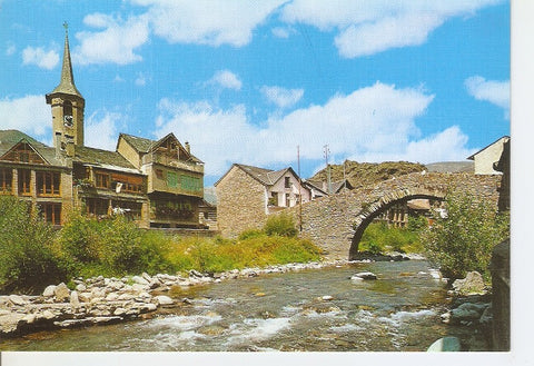Postal 045150 : Esterri de Aneu. Vista parcial y Pte. Romanico sobre el rio Noguera Pallaresa