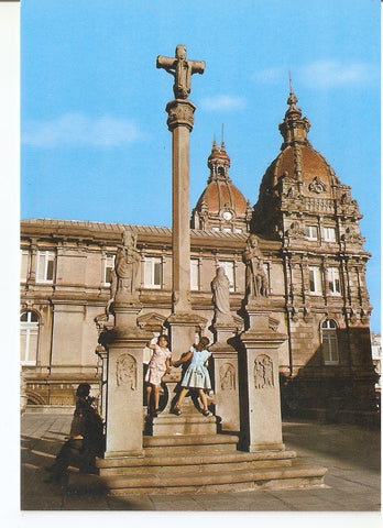 Postal 045384 : La Coruña. Detalle del Ayuntamiento y Crucero