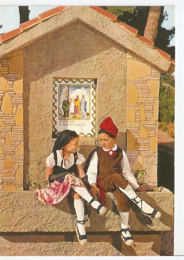 Postal 045479 : España tipica. Cataluña. Niños con trajes tipicos