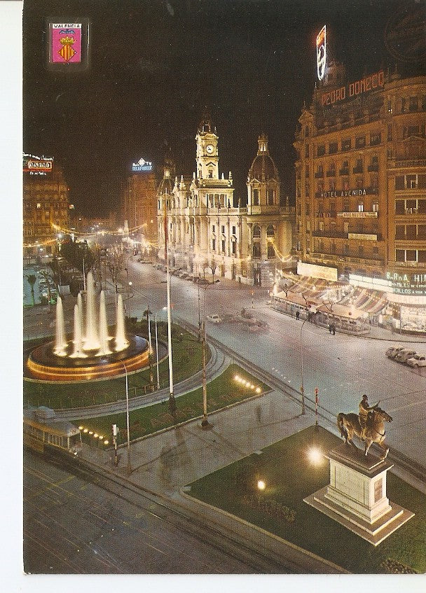 Postal 045553 : Valencia. Plaza del Caudillo. Nocturna