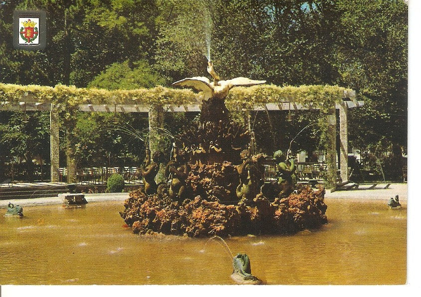 Postal 045565 : Valladolid. Pergola dela Fuente del Cisne (Campo Grande)