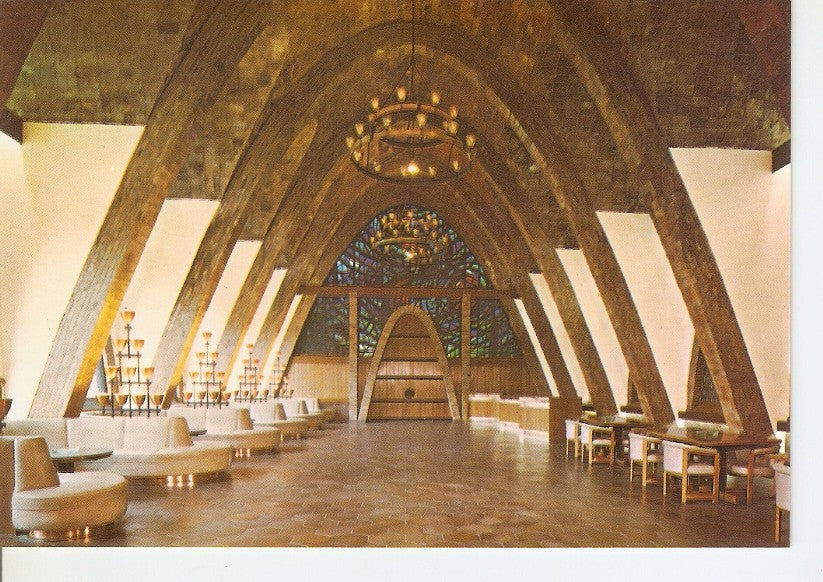 Postal 045639 : Cavas Codorniu. Sala de recepcion Puig y Cadalfach. Monumento Nacional