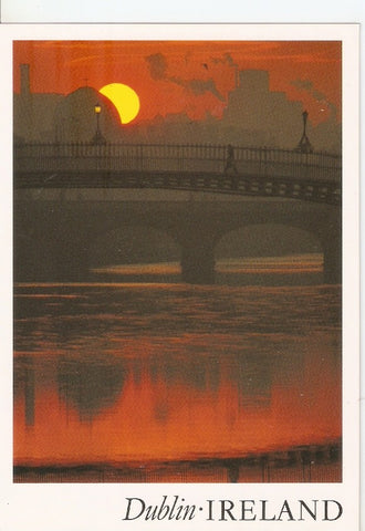 Postal 046026 : Sunset over River Liffey Dublin