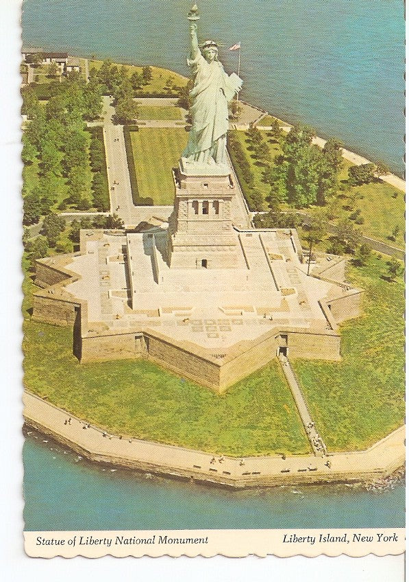 Postal 046115 : Statue of Liberty National Monument. Liberty Island New York