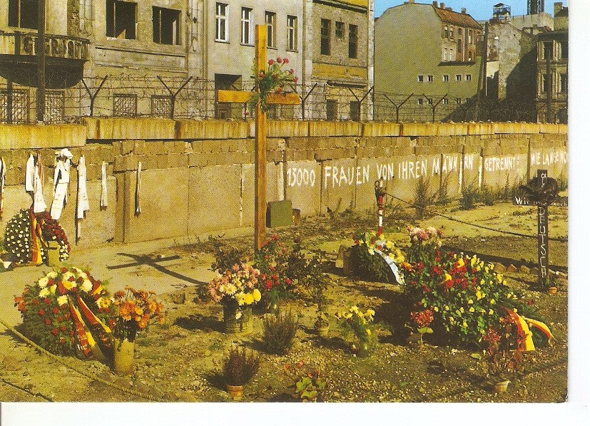 Postal 046205 : Berlin. Memorial Peter Fechter at Checkpoint Charlie