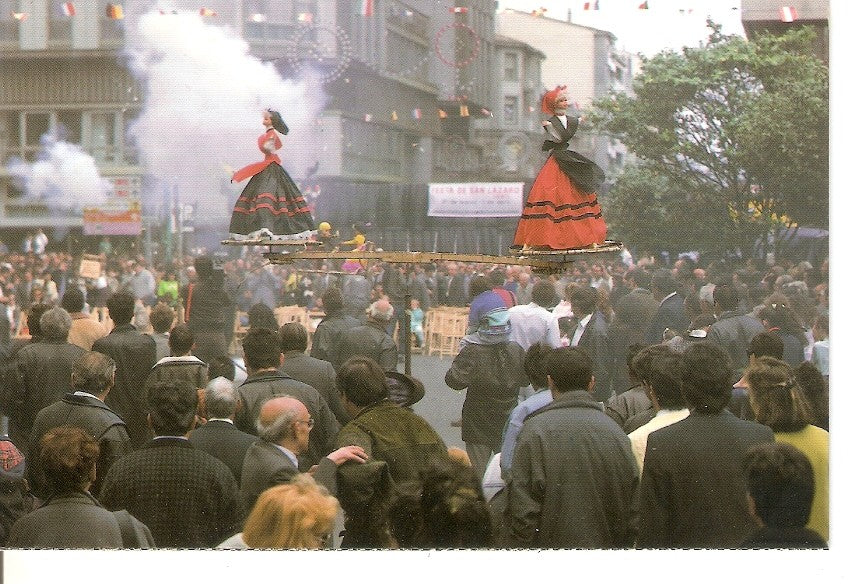 Postal 046272 : Fiesta de S. Lazaro (Quema de Madamitas). Ourense