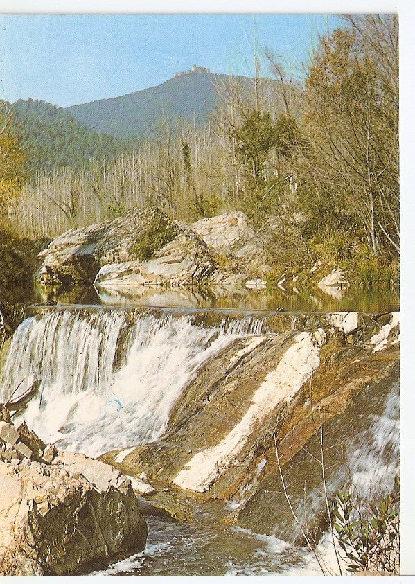 Postal 046580 : Riera de Arbucias y castillo de Montsoriu