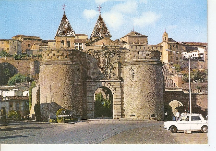 Postal 046592 : Toledo. Puerta Bisagra
