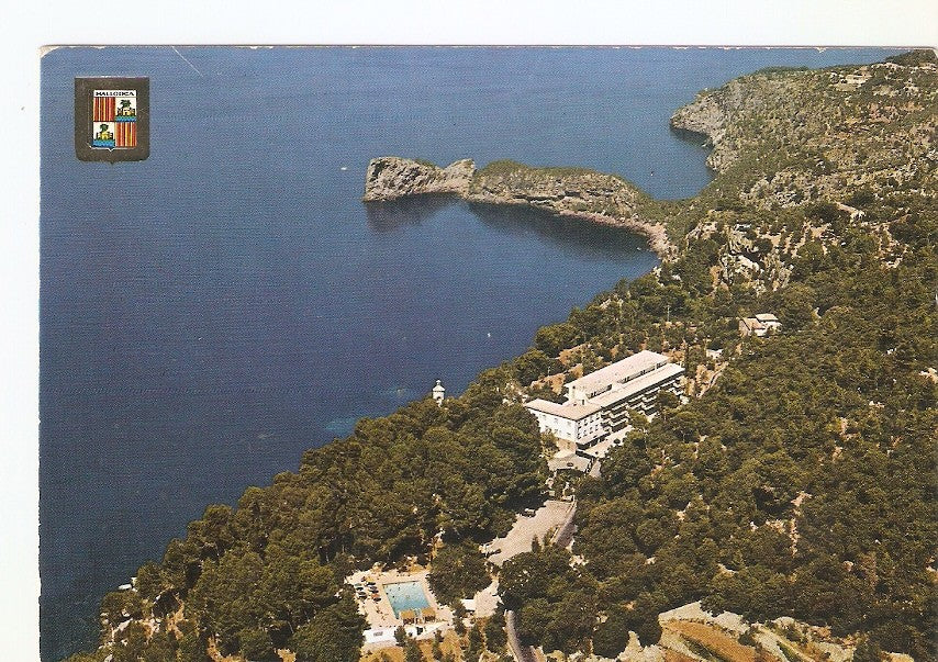 Postal 046709 : Mallorca. Valldemosa. Vista aerea al fondo La Foradada y El Encinar