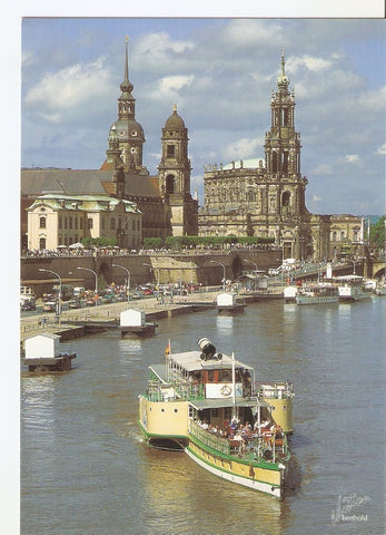 Postal 046761 : Dresden. Stadtsilhouette mit Kath. Hofkirche und Hausmannsturm