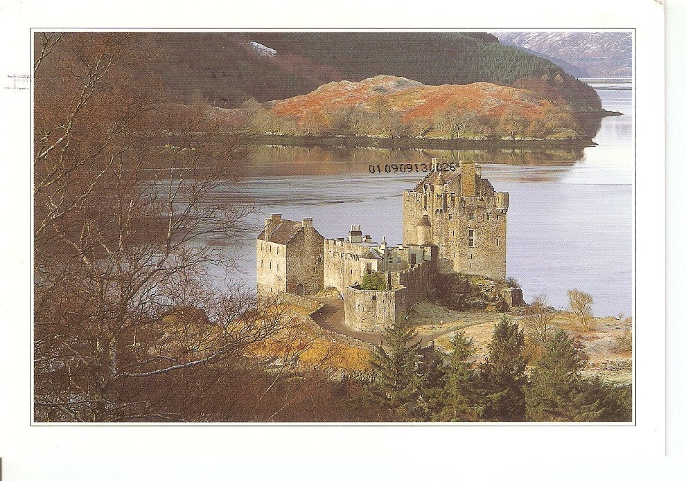 Postal 046770 : Winter Morning Eilean Donan Castle. Wester Ross The Highlands of Scotland