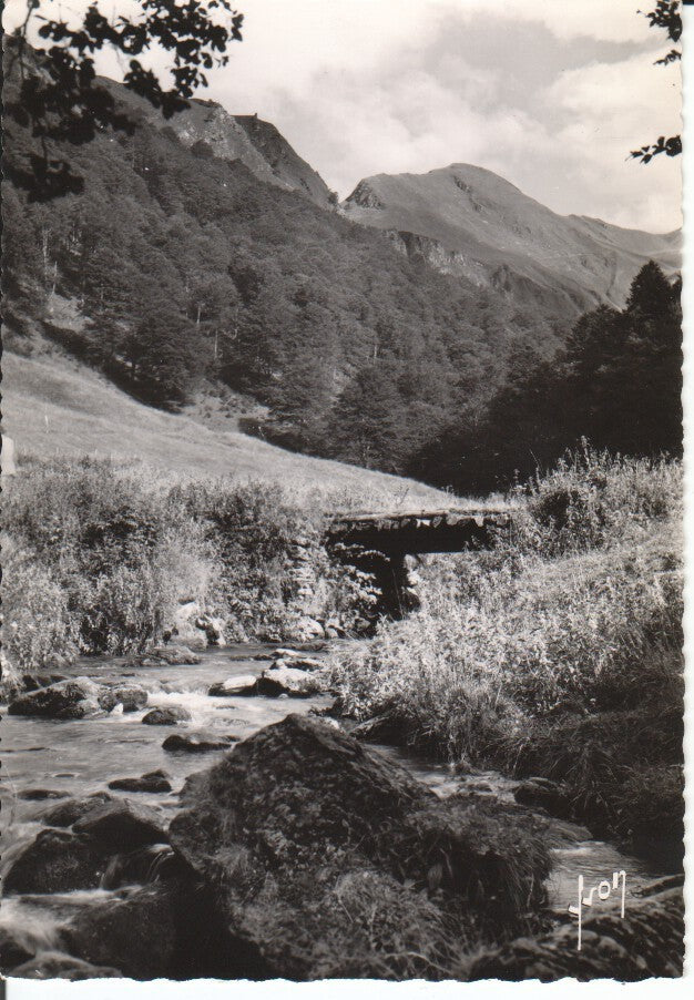 Postal-Postcard 17385: LUCHON Garone - Hospice de France La Pique