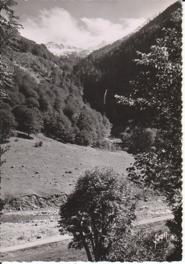 Postal-Postcard 17388: Environs de LUCHON - Vallee du Lys