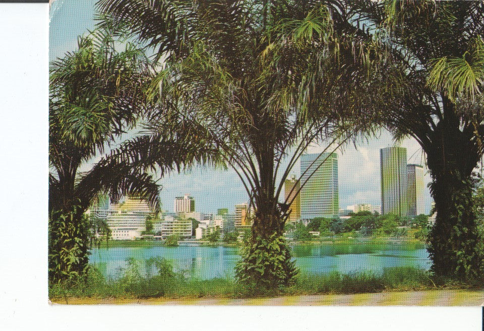 Postal-Postcard 17438: REPUBLIQUE DE COTE DIVOIRE - Abidjan Plateau