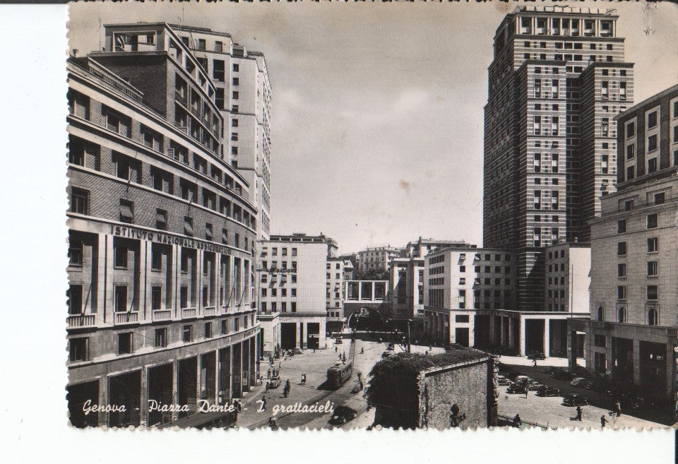 Postal-Postcard 17482: GENOVA - Piazza Dante I Grattaceli