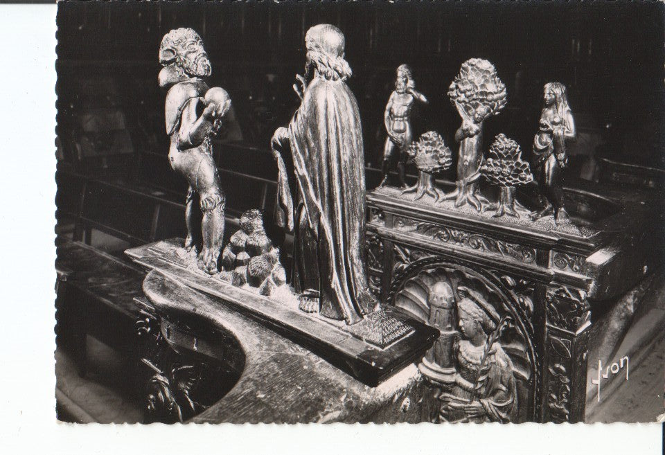 Postal-Postcard 17485: ST BERTRAND DE COMMINGES - Interieur de la Cathedrale