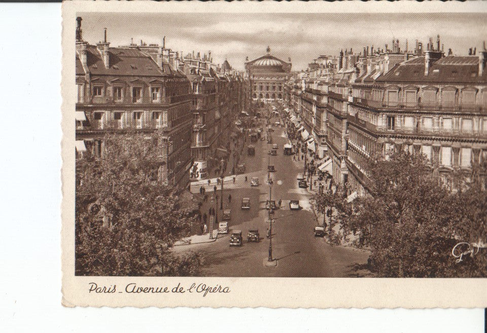 Postal-Postcard 17499: PARIS - Opera Avenue