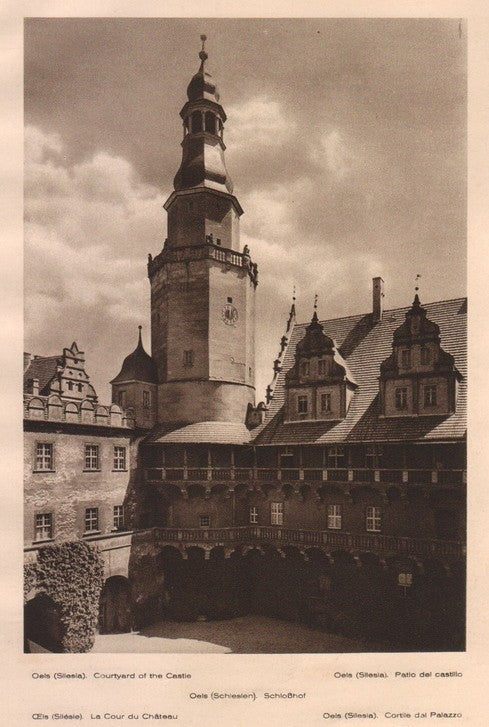 Lamina/Foto KURT HIELSCHE Deuschtland No. 110: OELS (SILESIA). COURTYARD OF THE CASTLE