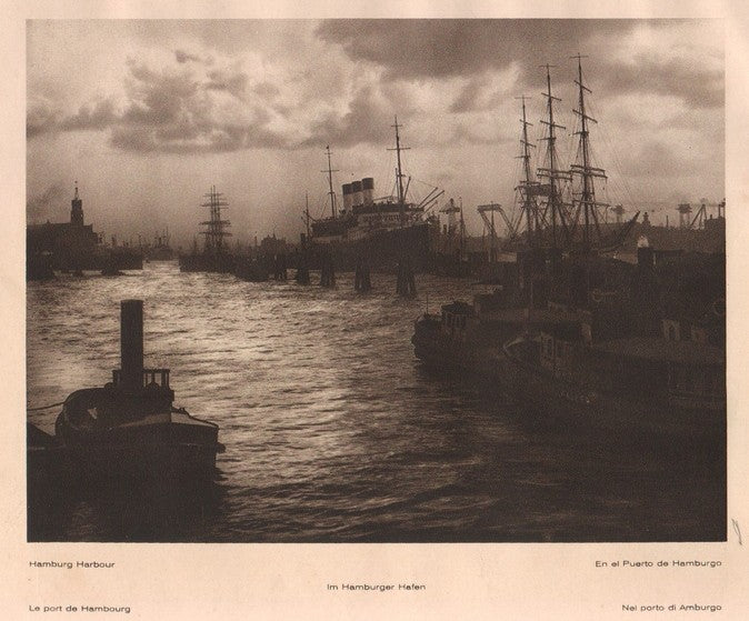 Lamina/Foto KURT HIELSCHE Deuschtland No. 133: HAMBURG HARBOUR WITH CARGO SHIPS