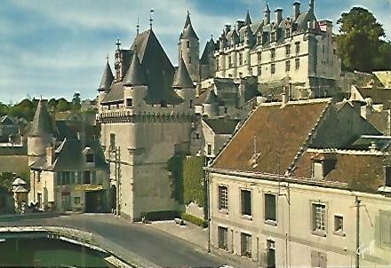 POSTAL 52923: CHATEAU DE LOCHES