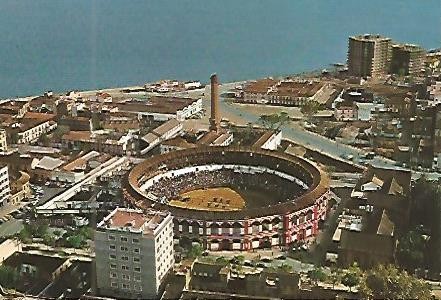 Postal 53488: MALAGA. Plaza de toros y Malagueta
