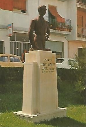 Postal 53544: LINARES. Monumento a Manolete