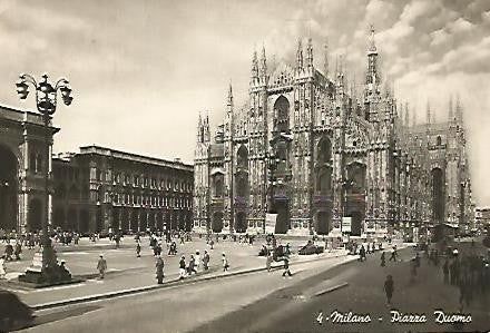 Postal 53562: MILAN. Piazza Duomo