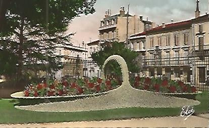 Postal 53582: BURDEOS. Jardin
