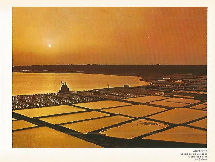LAMINA 1712: LANZAROTE. Puesta de sol en Las Salinas