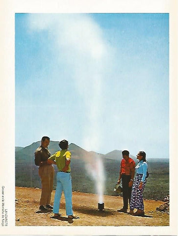 LAMINA 1713: LANZAROTE. Geiser en la Montaña de Fuego