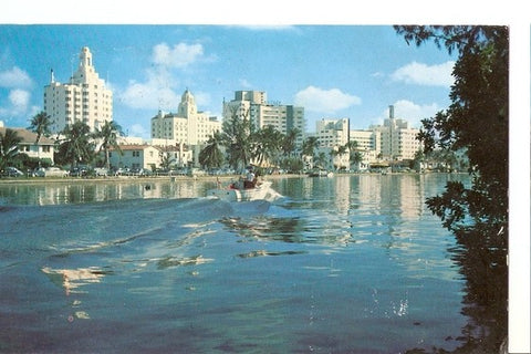 Postal 046941 : Hotel Row and Indian Creek Miami Beach. Florida
