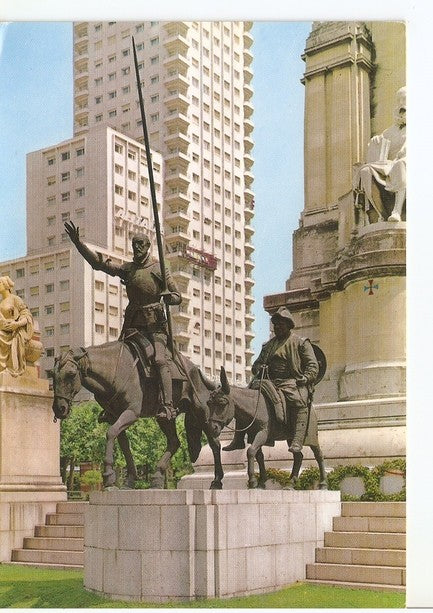 Postal 047043 : Madrid. Plaza de España. Monumento a Cervantes