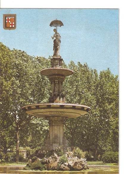 Postal 047045 : Barcelona. Parc de la Ciutadella. Dama del Paraigues