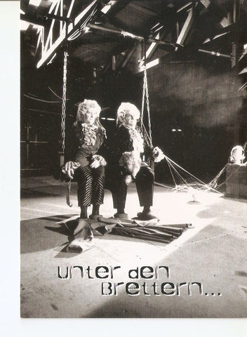 Postal 047316 : Unter den Brettern