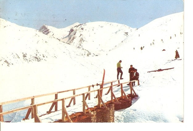 Postal 047407 : Pirineo Aragones - Candanchu (Huesca). Puente sobre el rio y ladera del Tobazo