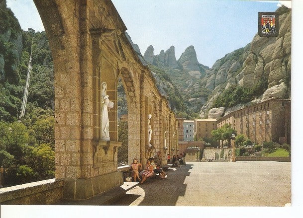 Postal 047581 : Montserrat. Plaza del Santuarrio. Detalle
