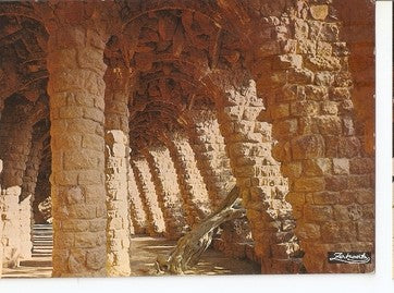 Postal 048045 : Barcelona. Parque Guell. Porticos