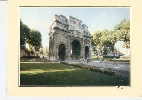 Postal 030545 : Reflets de Provence Orange - LArc de Triomphe remarquable edifice romain dont la decoration evoque les exploits de la lle legion