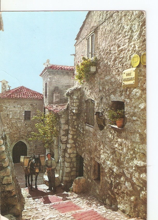 Postal 033888 : La Cote dAzur - Rue pittoresque