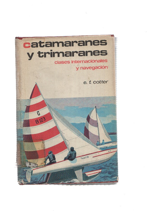 Catamaranes y Trimaranes (procede de fondo bibliotecario)