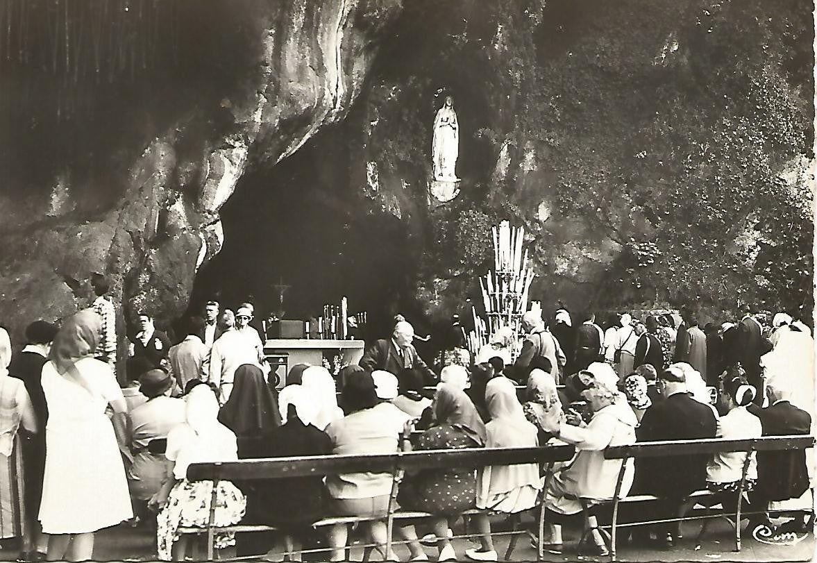 Postal 51057: LOURDES - Gruta de la Immaculada