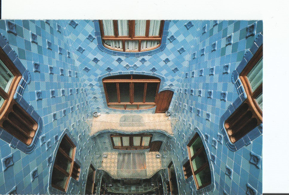 Postal 017026: BARCELONA - Gaudi.CASA BATLLO. Vista interior